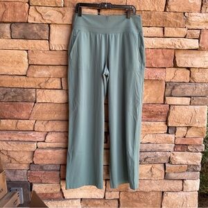 Athleta green wide leg cozy athleisure pants Women Large EUC